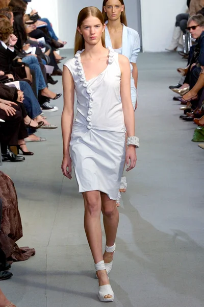 Look 11